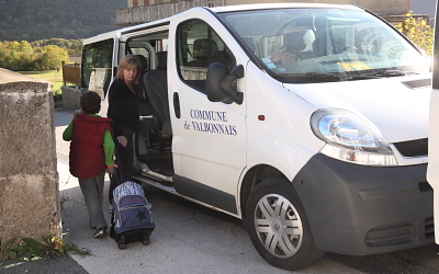 Marie de Valbonnais, transports scolaires