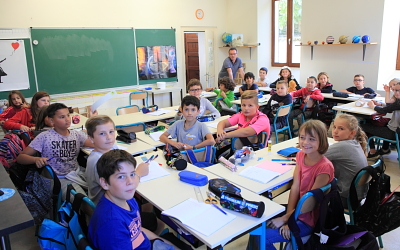 Mairie de Valbonnais, Classes